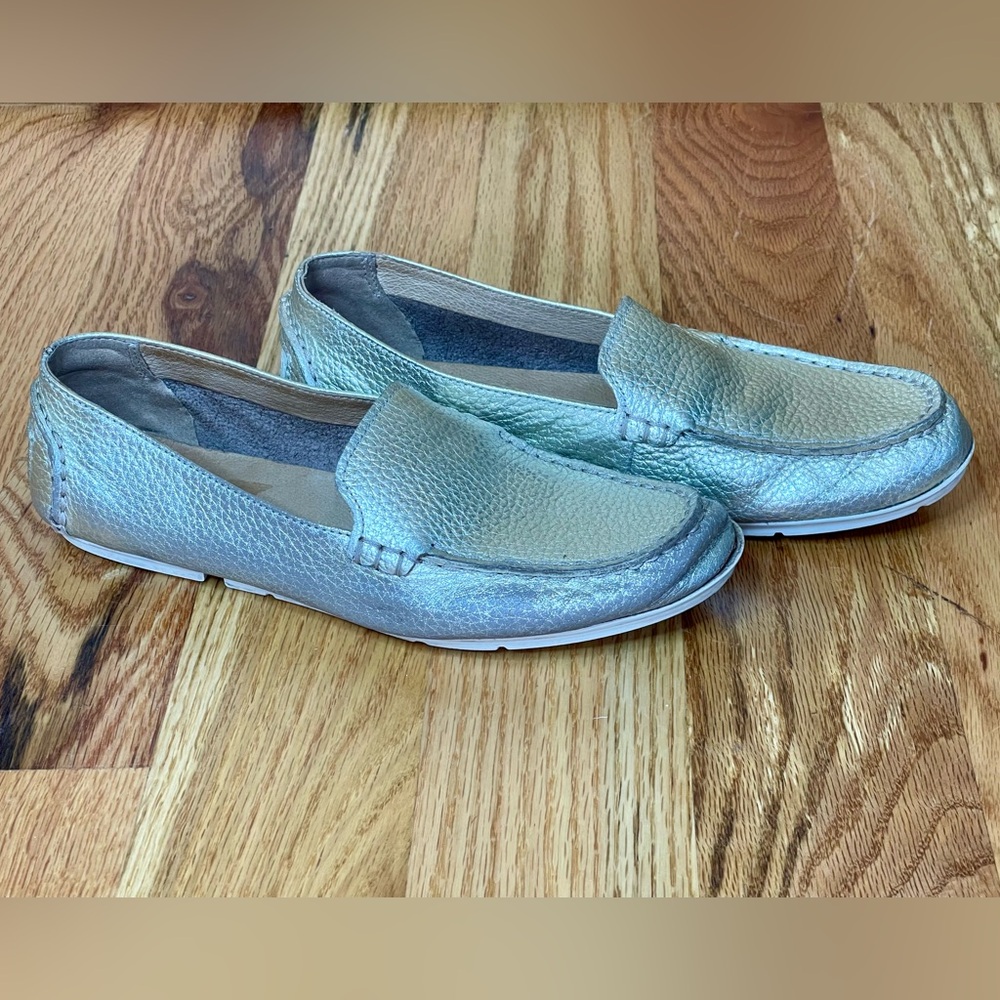 Sperry gold slip-on loafers